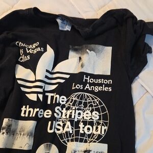 Adidas  Black USA Tour Graphic Tee Small Sise